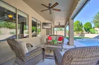 Hot Tub and Mtn Views! Family Getaway in Mesa - شرفة