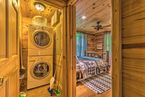 Private Dock & Slip: Lake Hamilton Hideaway! - Spa