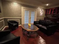 Upstairs bar, palapa, 5 bedroom, king suite, Gig WiFi, great location