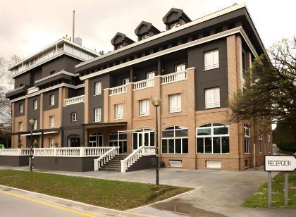 烏爾達尼比亞公園飯店