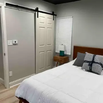 Newly Renovated Downtown Gem!