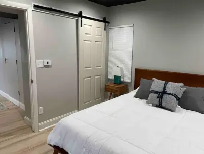 Newly Renovated Downtown Gem! Hotels near Amtrak Train Station - Buffalo