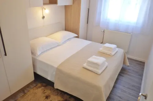 Apartment in Maslenica with Sea View - Hot Springs