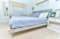 1Br/1ba, A Minutes Walk from the Beach!