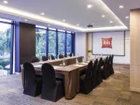 Ibis Hua Hin - Business