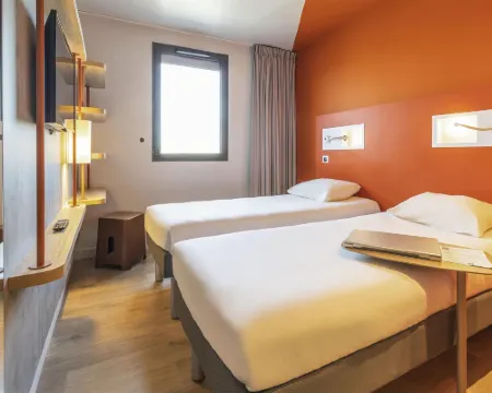 Ibis Budget Reims Thillois โรงแรมในมาร์น