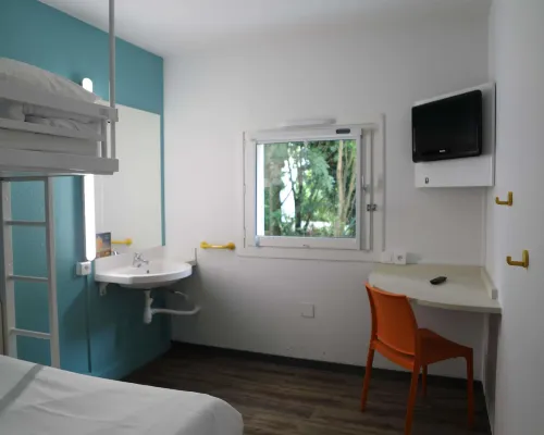 Hotelf1 Orange Centre Echangeur A7 A9 Hotels in Orange