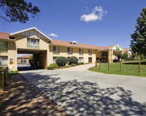 Ibis Styles Canberra Hotels in Canberra