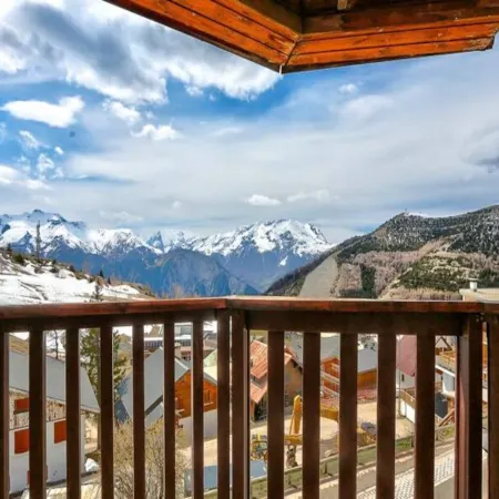 Apartment in Alpe d'Huez with Mountain Views