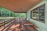 Lakefront Cabin w/ Private Dock & Beach! - 3 звезды