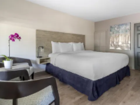 Dannys Hotel Suites, SureStay Collection by Best Western Hotels in Gloucester County