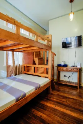 Elmar Cabin Hotels in La Trinidad