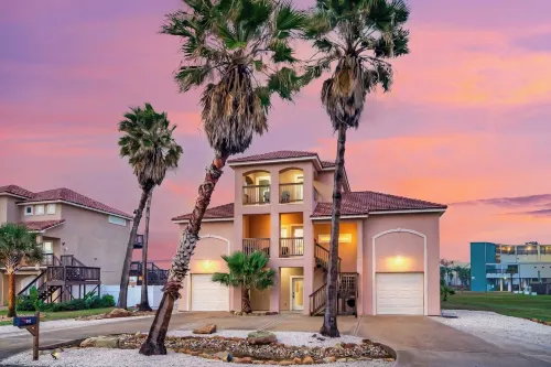 Walk to the Beach Golf Cart Rental Beach Boardwalk Balcony Views AvantStay