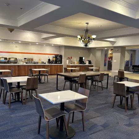La Quinta Inn & Suites by Wyndham Longview North