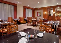 Holiday Inn PURDUE - FORT WAYNE by IHG - Desayuno