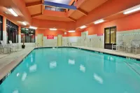 Holiday Inn Express & Suites ATLANTA-CUMMING by IHG - piscina