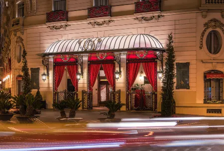 Hotel El Palace Barcelona Отели рядом с достопримечательностью «Площадь Испании»