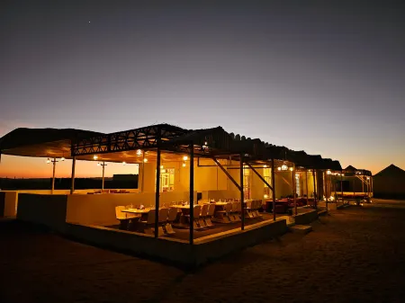 Al Salam Desert Camp