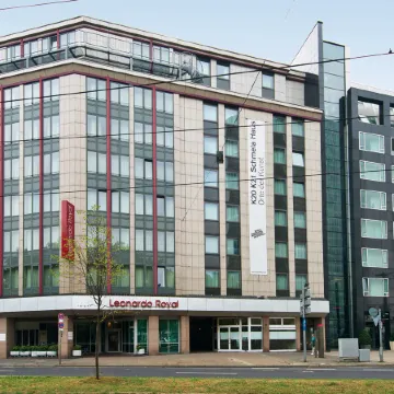 Leonardo Royal Hotel Düsseldorf Königsallee Отели рядом с достопримечательностью «Рейнская телебашня (Рейнтурм)»