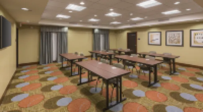Staybridge Suites CANTON by IHG Hotel di Plain Township