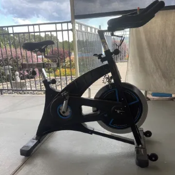 Luxury retreat overlooking Mt Panorama and Bathurst semi-rural surrounds