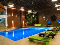 Hotel Grand Park Hotels near Bavaria Park
