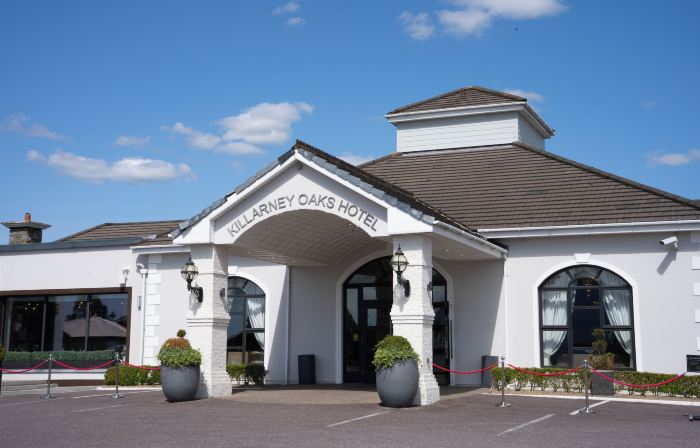 Killarney Oaks Hotel