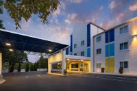 Days Inn by Wyndham Penn State Hotels in 