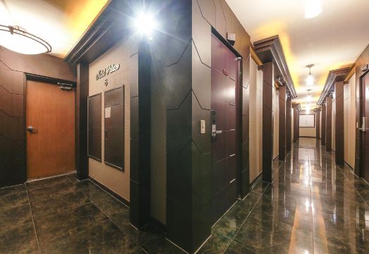 오산 팰리스 호텔 게이밍 PC 및 객실