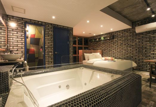 호텔야자 구리수택점