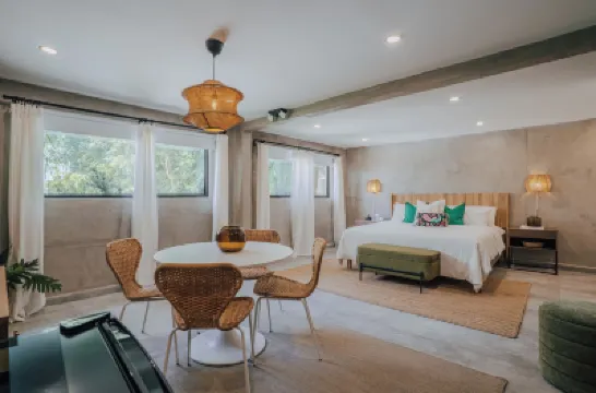 印度花 鄰近Observation point and sea side walking path的酒店