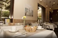 Hotel de Francia y París Hotels in Cadiz