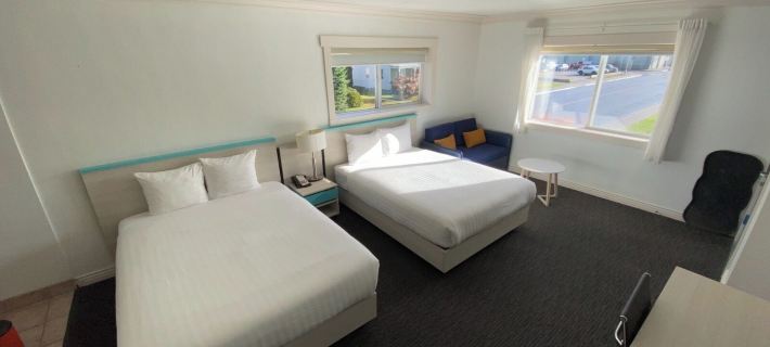 Revelstoke Lodge Hotels in Revelstoke