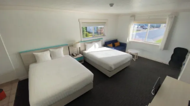 雷夫爾斯託克旅館 鄰近雷夫爾斯託克的酒店