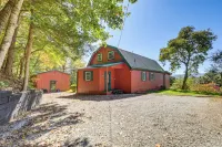 Million-dollar Mtn Views: Cozy Home in Franklin! - balcony