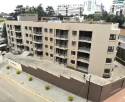 ลักซ์ เลเชอร์ อพาร์ตเมนต์โฮเทล แซนด์ตัน โรงแรมใน