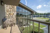 Best Western Plaza Inn - Scenic