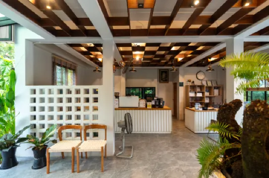 Trat Tara Boutique Hotel