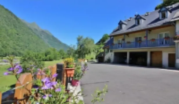 Chambres d'Hôtes la Munia Hotels in Esquièze-Sère