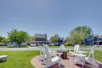 Beautiful Colonial Home on the Choptank River - parking