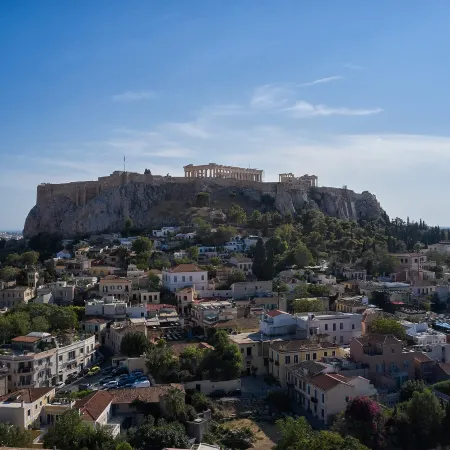Nur Edge Aparthotel - Acropolis Skyline