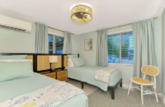 Renovated 2bed / 1bath North End of Anna Maria, 2min walk to the beach