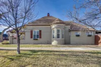 Walk to Dtwn: Colorful Cañon City Home w/ Grill! - Boutique