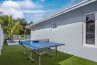 Coastal Splash / 4Br Pool/Golf Cart 5 Mins to DT - شرفة