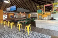 Casa Marina Sosua, Trademark by Wyndham All Inclusive - bar