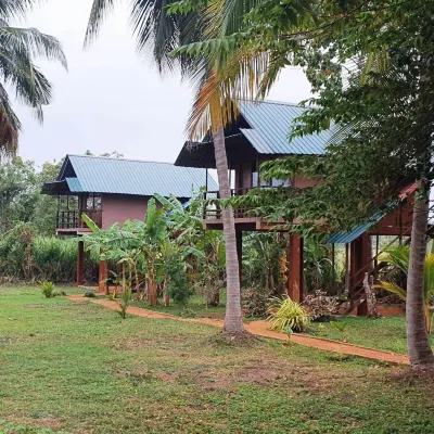 Sigiriya Paddy Field Hut Отели рядом с достопримечательностью «Скала Пидурангала»