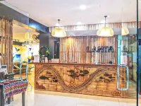 The Pier Lanta Eco Friendly Hotel Hotels near مركز الشرطة