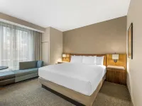 Drury Plaza Lincoln Downtown Hotels near Gateway Mall