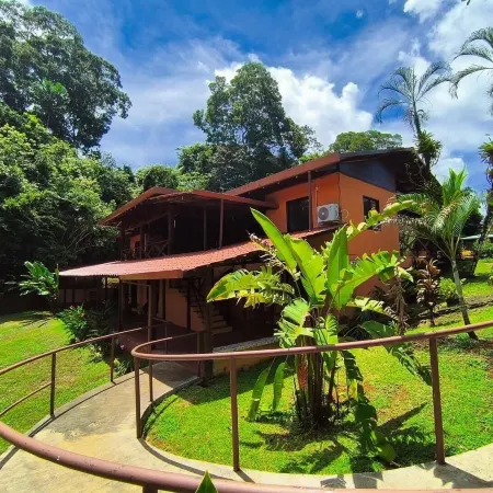 La Laguna del Lagarto Eco-Lodge