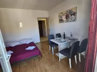 Apartment in the Coastal Town of Grebastica - balcony